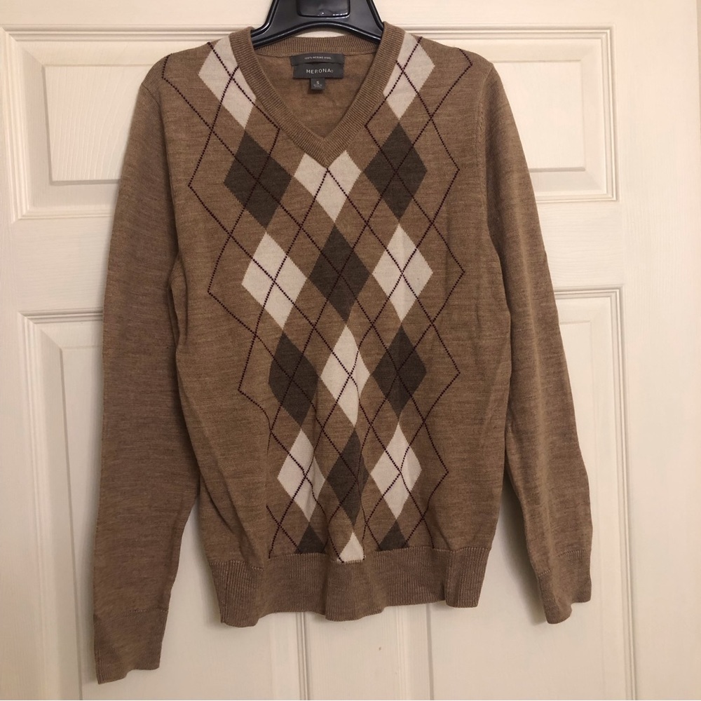 Brown argyle sweater